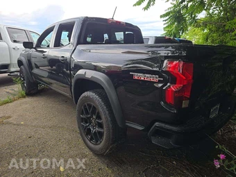 2023 Chevrolet Colorado Trail Boss Crew Cab Medium Bed 0TR - miniatura 2
