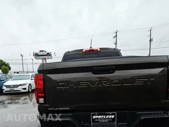 2023 Chevrolet Colorado Trail Boss Crew Cab Medium Bed 0TR - miniatura 4