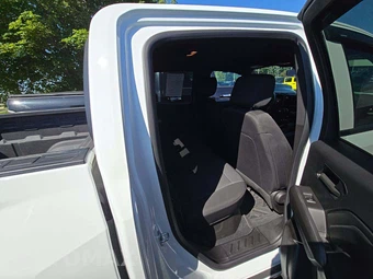 2023 Chevrolet Colorado Trail Boss Crew Cab Short Bed 0TR - miniatura 16