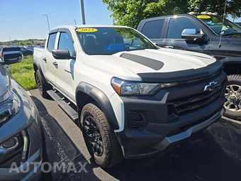 2023 Chevrolet Colorado Trail Boss Crew Cab Short Bed 0TR - miniatura 4
