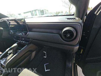 2023 Chevrolet Colorado Trail Boss Crew Cab Short Bed 0TR - miniatura 19