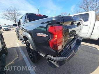 2023 Chevrolet Colorado Trail Boss Crew Cab Short Bed 0TR - miniatura 2