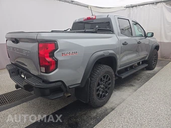 2023 Chevrolet Colorado Trail Boss Crew Cab Short Bed 0TR - miniatura 4