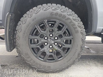 2023 Chevrolet Colorado Trail Boss Crew Cab Short Bed 0TR - miniatura 5