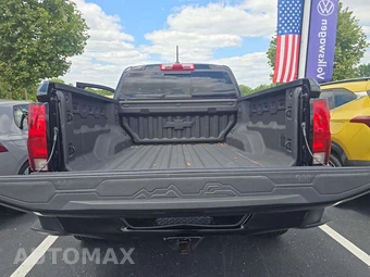 2023 Chevrolet Colorado Trail Boss Crew Cab Short Bed 0TR - miniatura 10