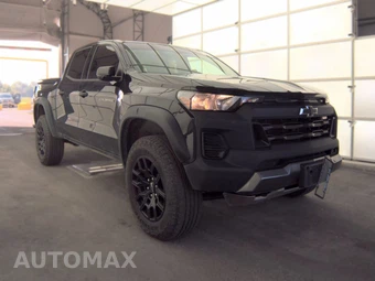 2023 Chevrolet Colorado Trail Boss Crew Cab Short Bed 0TR - miniatura 3
