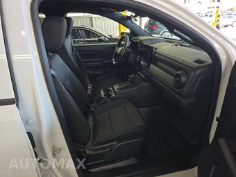 2023 Chevrolet Colorado WT Crew Cab Medium Bed 2WT - miniatura 8