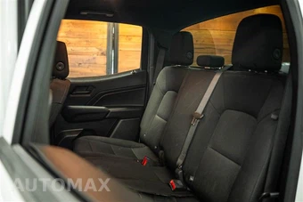 2023 Chevrolet Colorado WT Crew Cab Medium Bed 2WT - miniatura 10
