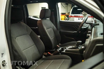 2023 Chevrolet Colorado WT Crew Cab Medium Bed 2WT - miniatura 13