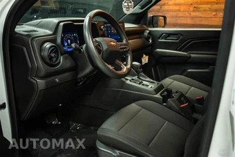 2023 Chevrolet Colorado WT Crew Cab Medium Bed 2WT - miniatura 8