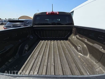 2023 Chevrolet Colorado WT Crew Cab Medium Bed 2WT - miniatura 16