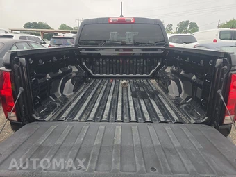 2023 Chevrolet Colorado WT Crew Cab Medium Bed 2WT - miniatura 16