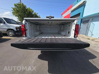 2023 Chevrolet Colorado WT Crew Cab Medium Bed 2WT - miniatura 11