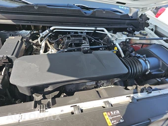 2023 Chevrolet Colorado WT Crew Cab Medium Bed 2WT - miniatura 15