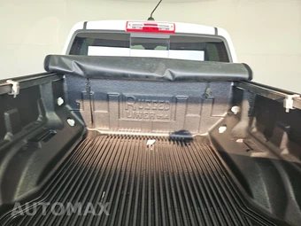 2023 Chevrolet Colorado WT Crew Cab Medium Bed 2WT - miniatura 17