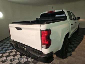 2023 Chevrolet Colorado WT Crew Cab Medium Bed 2WT - miniatura 4