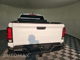 2023 Chevrolet Colorado WT Crew Cab Medium Bed 2WT - miniatura 5