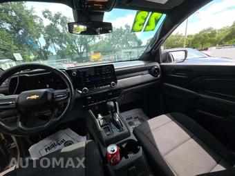 2023 Chevrolet Colorado WT Crew Cab Medium Bed 2WT - miniatura 10