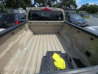 2023 Chevrolet Colorado WT Crew Cab Medium Bed 2WT - miniatura 14