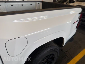 2023 Chevrolet Colorado WT Crew Cab Medium Bed 4WT – miniatura 20