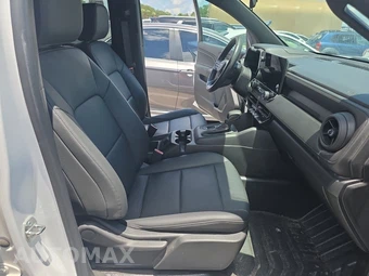 2023 Chevrolet Colorado WT Crew Cab Medium Bed 4WT – miniatura 8