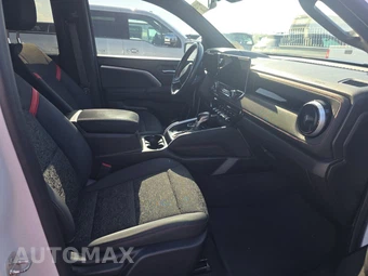 2023 Chevrolet Colorado Z71 Crew Cab Medium Bed 4Z7 - miniatura 8
