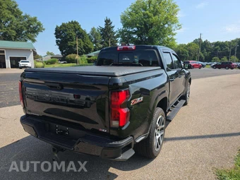 2023 Chevrolet Colorado Z71 Crew Cab Short Bed 4Z7 - miniatura 3