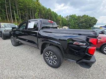 2023 Chevrolet Colorado Z71 Crew Cab Short Bed 4Z7 - miniatura 2