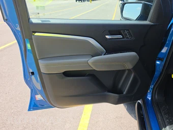 2023 Chevrolet Colorado ZR2 Crew Cab Short Bed 4ZR - miniatura 9
