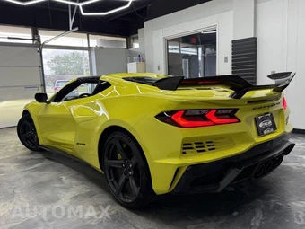 2023 Chevrolet Corvette Z06 Coupe 3LZ - miniatura 3