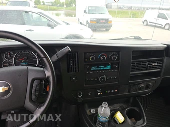 2023 Chevrolet Express 2500 Cargo Van 1WT 135.2" WB - miniatura 11