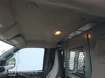 2023 Chevrolet Express 2500 Cargo Van 1WT 135.2" WB - miniatura 16