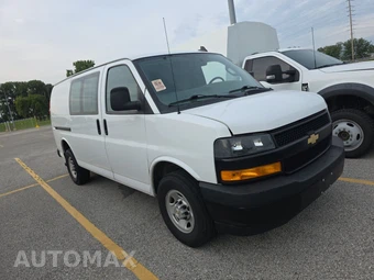 2023 Chevrolet Express 2500 Cargo Van 1WT 135.2" WB - miniatura 3