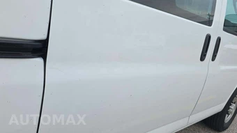 2023 Chevrolet Express 2500 Cargo Van 1WT 135.2" WB - miniatura 30