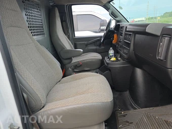 2023 Chevrolet Express 2500 Cargo Van 1WT 135.2" WB - miniatura 8