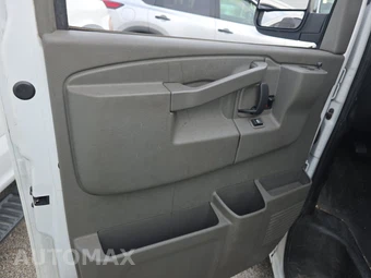 2023 Chevrolet Express 2500 Cargo Van 1WT 135.2" WB - miniatura 9