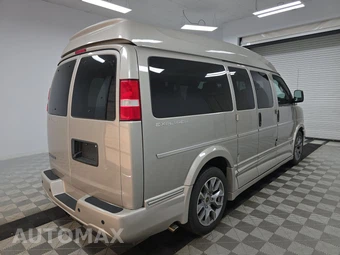 2023 Chevrolet Express 2500 Cargo Van 1WT 135.2" WB - miniatura 4