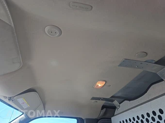 2023 Chevrolet Express 2500 Cargo Van 1WT 135.2" WB - miniatura 17