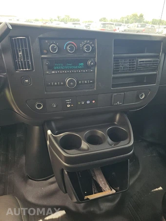 2023 Chevrolet Express 2500 Cargo Van 1WT 155.2" WB - miniatura 11