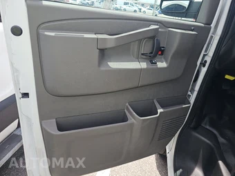 2023 Chevrolet Express 2500 Cargo Van 1WT 155.2" WB - miniatura 9