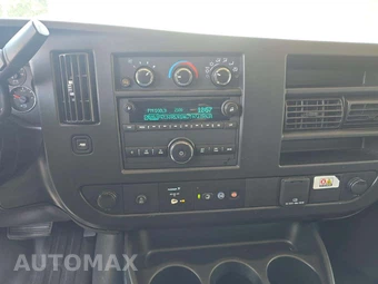 2023 Chevrolet Express 2500 Cargo Van 1WT 155.2" WB – miniatura 10