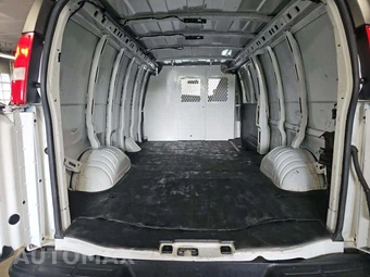 2023 Chevrolet Express 2500 Cargo Van 1WT 155.2" WB - miniatura 13