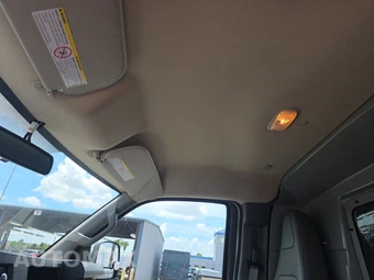 2023 Chevrolet Express 2500 Cargo Van 1WT 155.2" WB - miniatura 17