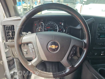 2023 Chevrolet Express 2500 Cargo Van 1WT 155.2" WB - miniatura 10