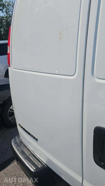 2023 Chevrolet Express 2500 Cargo Van 1WT 155.2" WB - miniatura 25