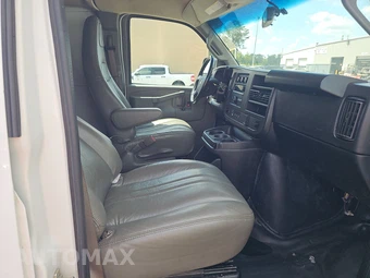 2023 Chevrolet Express 2500 Cargo Van 1WT 155.2" WB - miniatura 8