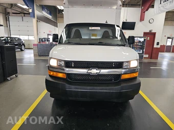 2023 Chevrolet Express 3500 Base - miniatura 2