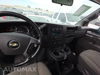 2023 Chevrolet Express 3500 Cutaway 1WT 139.0" WB - miniatura 11