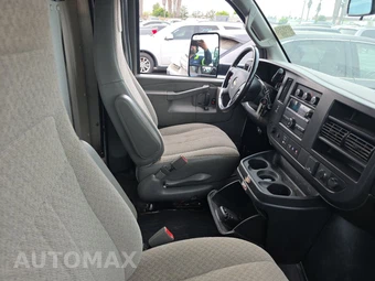 2023 Chevrolet Express 3500 Cutaway 1WT 139.0" WB - miniatura 8