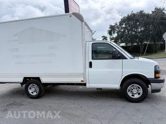 2023 Chevrolet Express 3500 Cutaway 1WT - miniatura 8